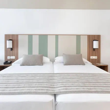 Riu Paraiso Lanzarote بويرتو ذيل كارمين