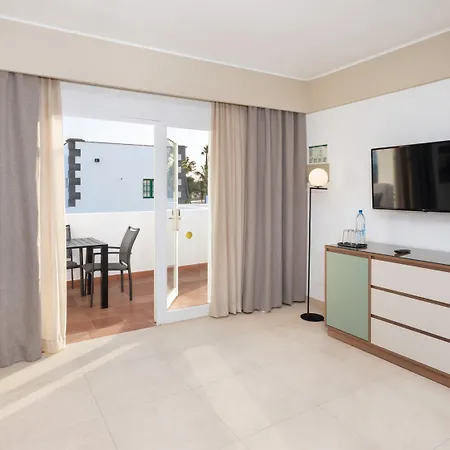 Riu Paraiso Lanzarote فندق 4*