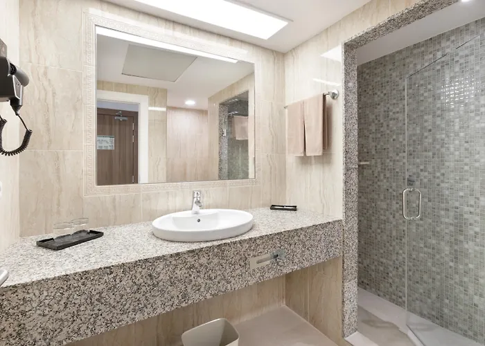 Riu Paraiso Lanzarote Hotel