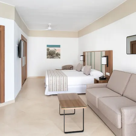 Riu Paraiso Lanzarote Otel 4*