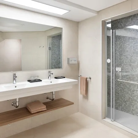 Riu Paraiso Lanzarote Puerto del Carmen (Lanzarote)