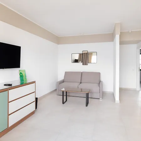 Riu Paraiso Lanzarote Otel 4*