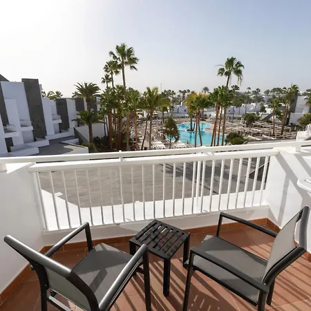 Riu Paraiso Lanzarote ホテル 4*