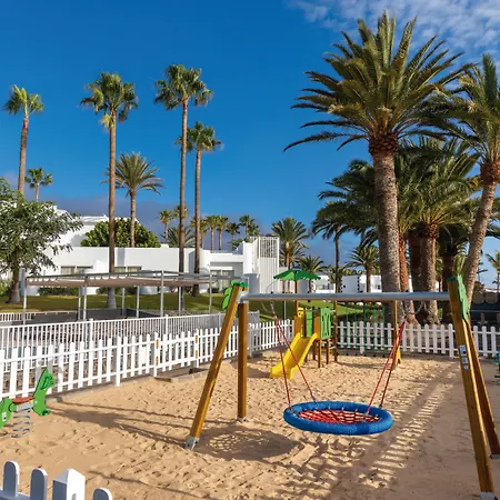 Hotel Riu Paraiso Lanzarote 4*